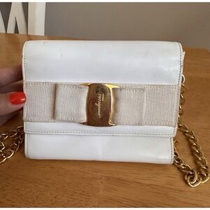 VTG Ferragamo White Leather Vara Ribbon Bow Micro Bag Belt Bag Chain Strap READ